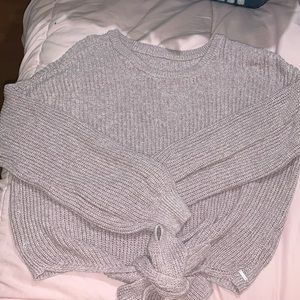 HOLLISTER FRONT/BACK BOW SWEATER-Light Purple